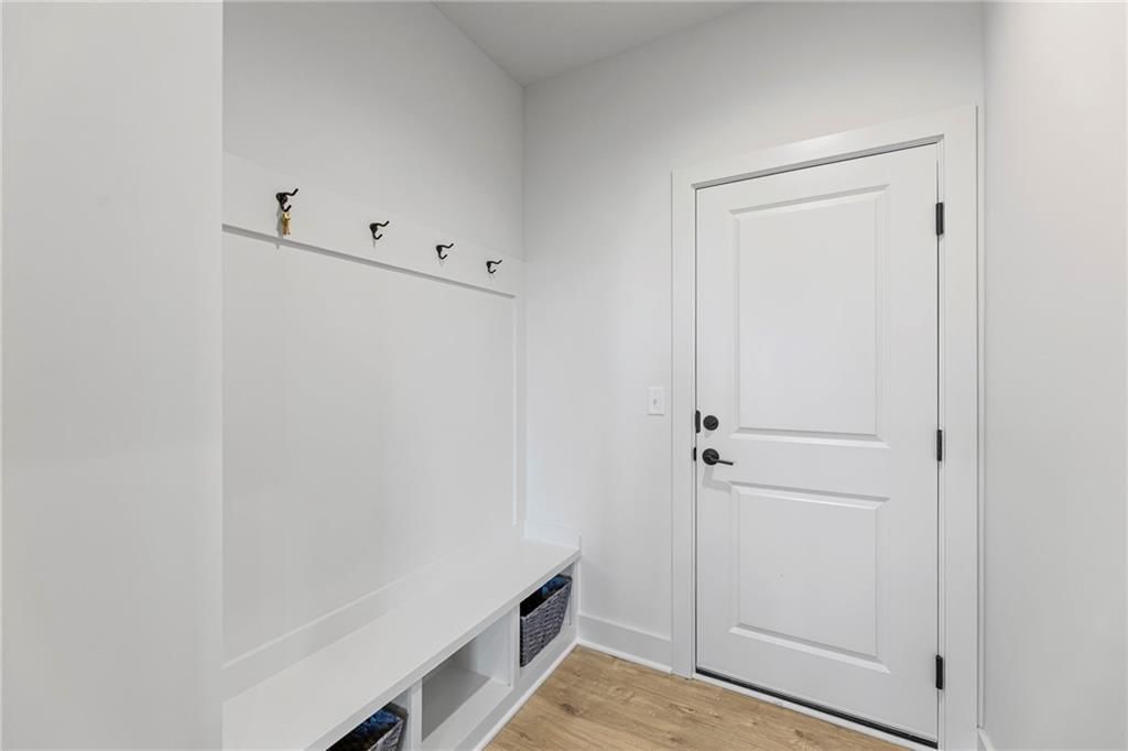 12201 S Emerald Street — photo 29