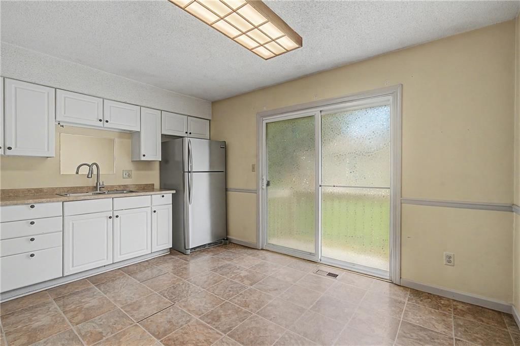 1526 N Pleasant Street — photo 5