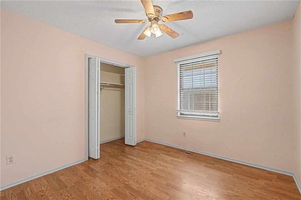1526 N Pleasant Street — photo 7