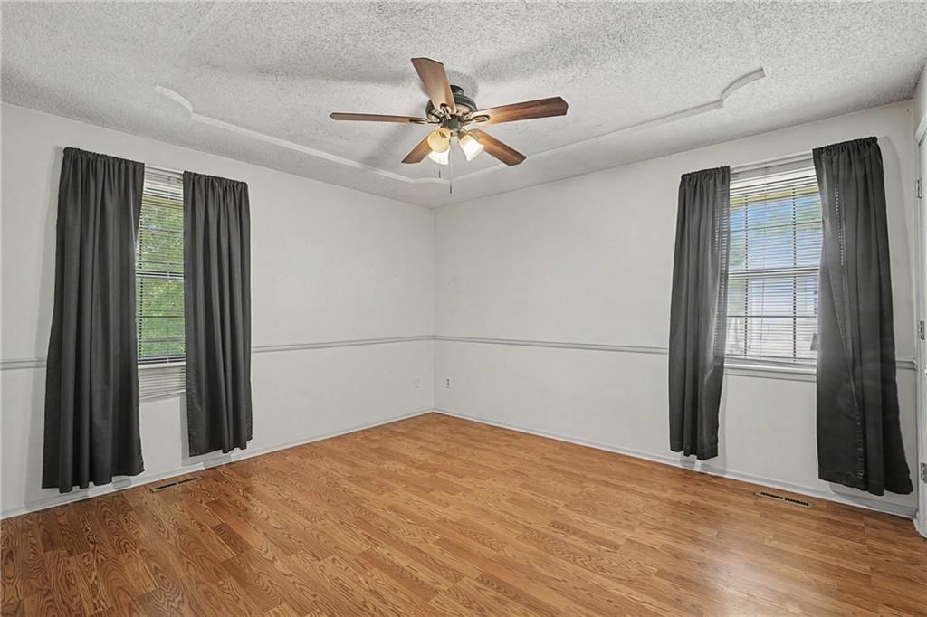 1526 N Pleasant Street — photo 9
