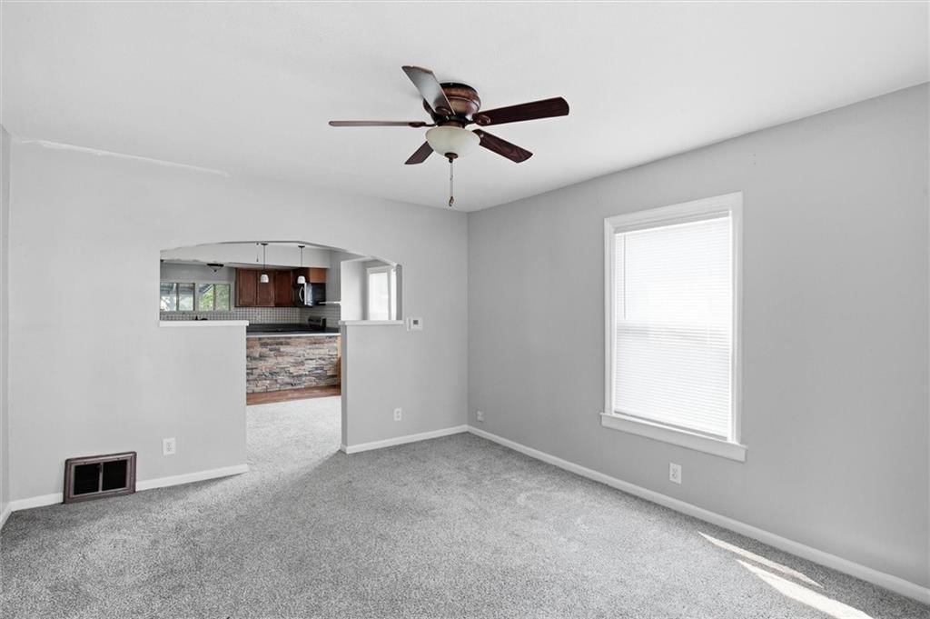 1125 S DODGION Avenue — photo 8