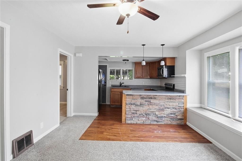 1125 S DODGION Avenue — photo 13
