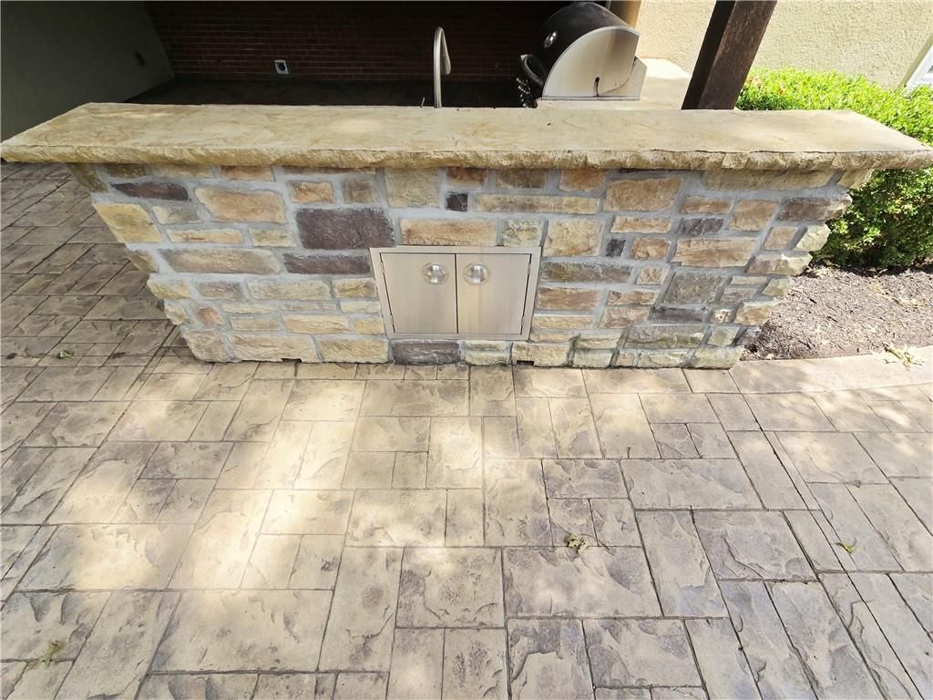 9536 Manor Road — photo 27