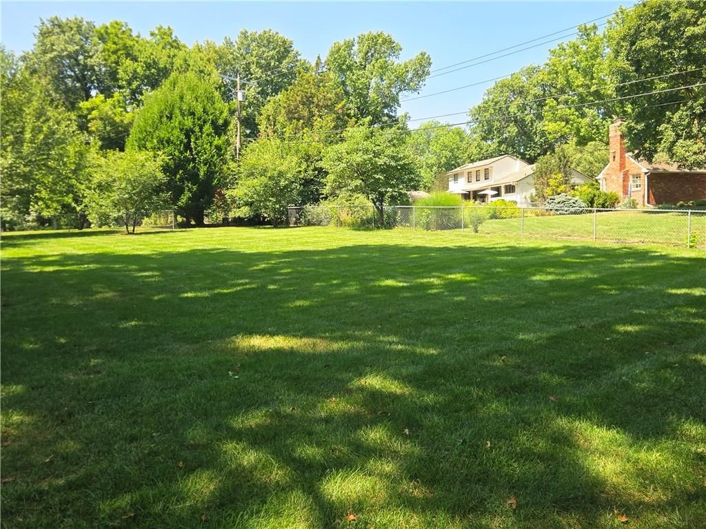 9536 Manor Road — photo 29