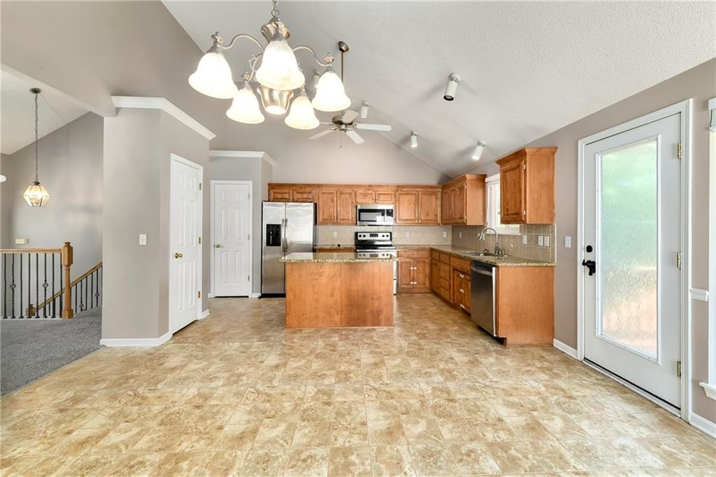 2606 S 24th Street — photo 12