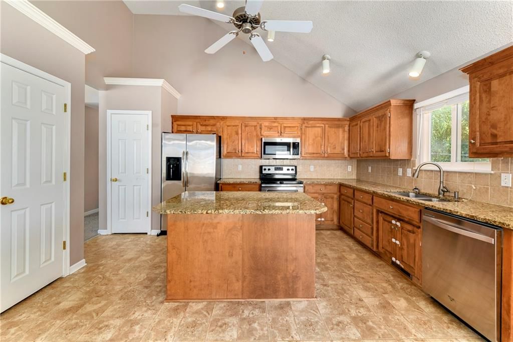2606 S 24th Street — photo 14
