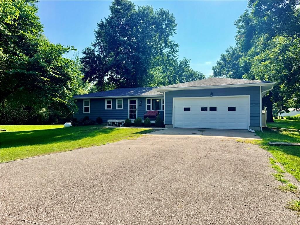 412 NW 21 Road, Warrensburg, MO