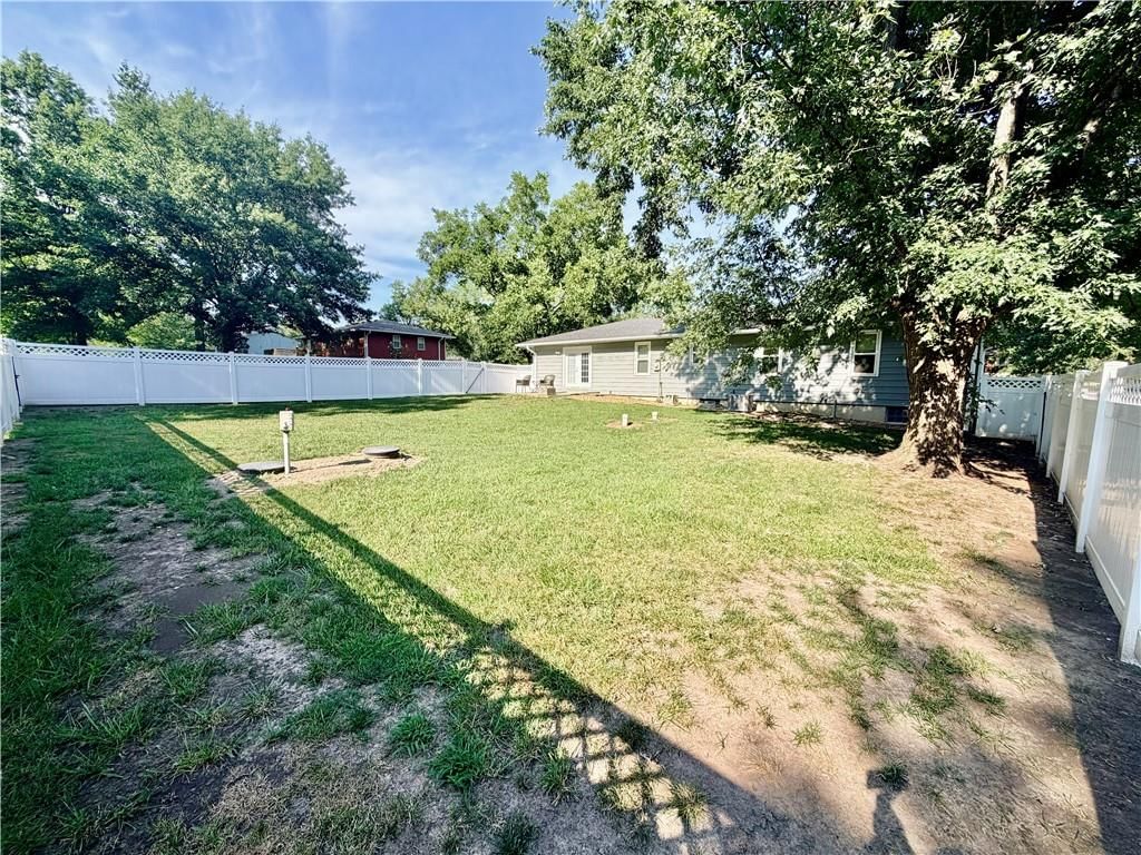 412 NW 21 Road — photo 5