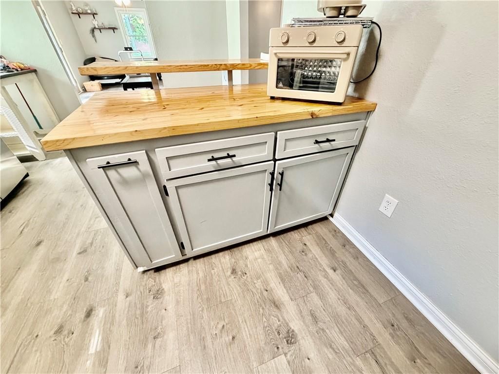412 NW 21 Road — photo 10