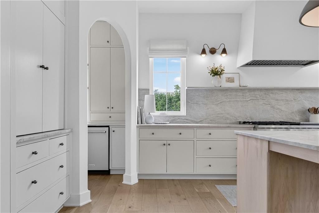 15410 W 166th Terrace — photo 17