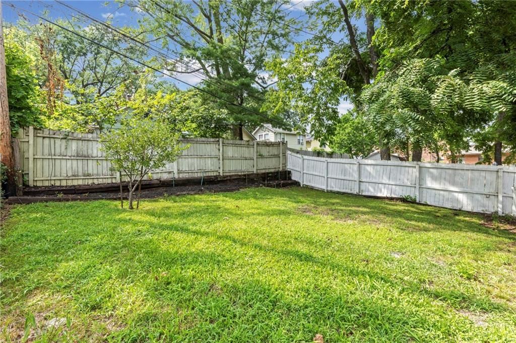 4516 Mercier Street — photo 38