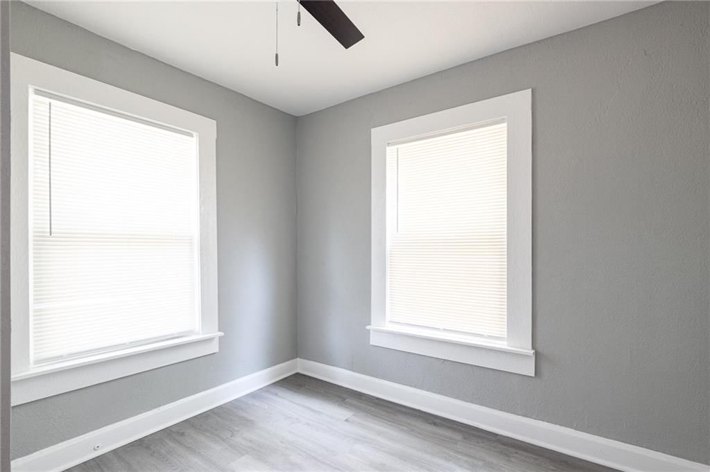 3220 E 68th Street — photo 17