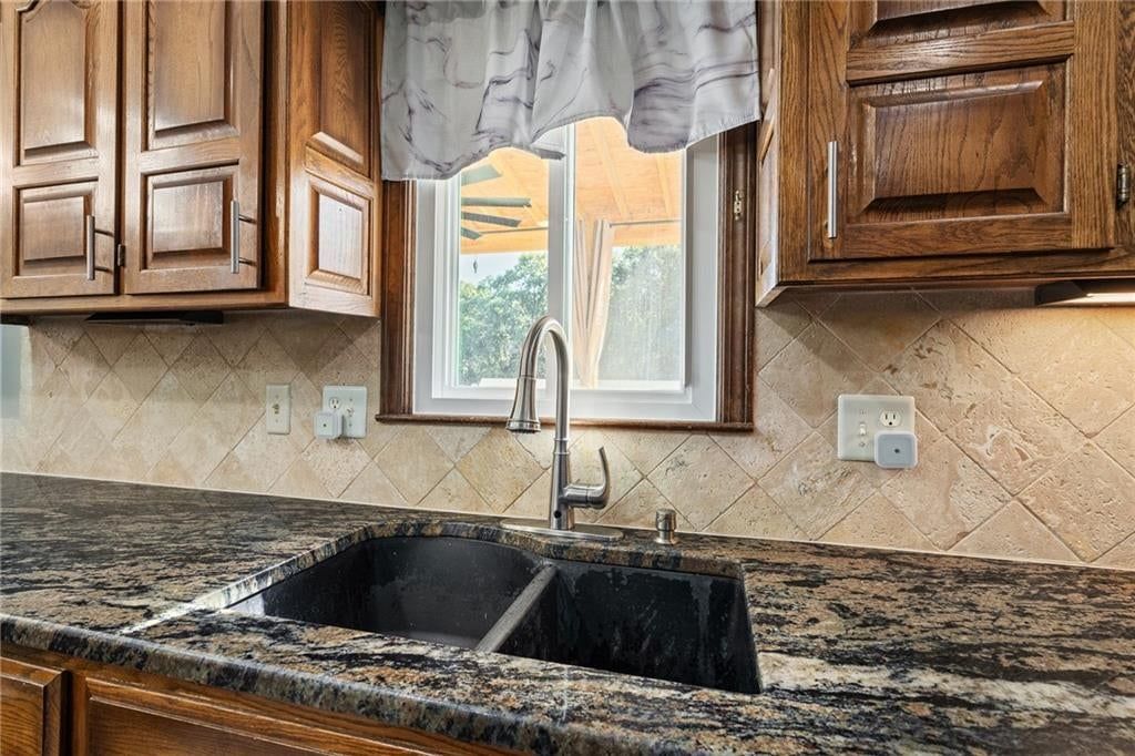 4104 SW Hickory Lane — photo 20