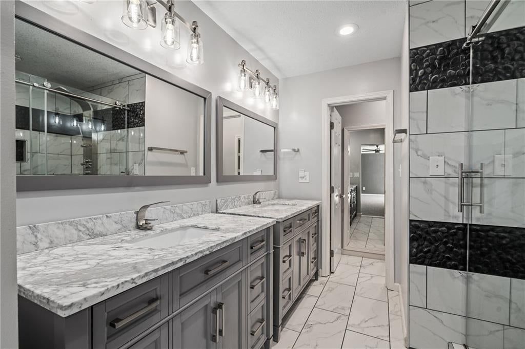 4104 SW Hickory Lane — photo 29
