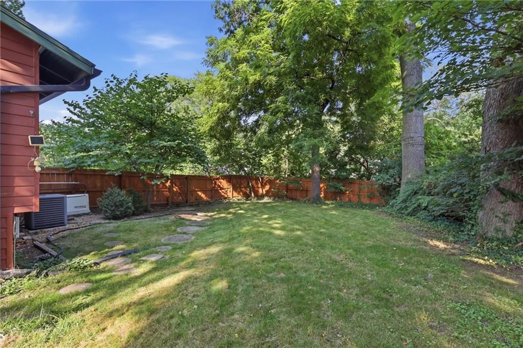 8728 Meadow Lane — photo 7
