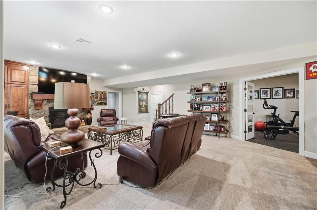 10423 W 168th Terrace — photo 39
