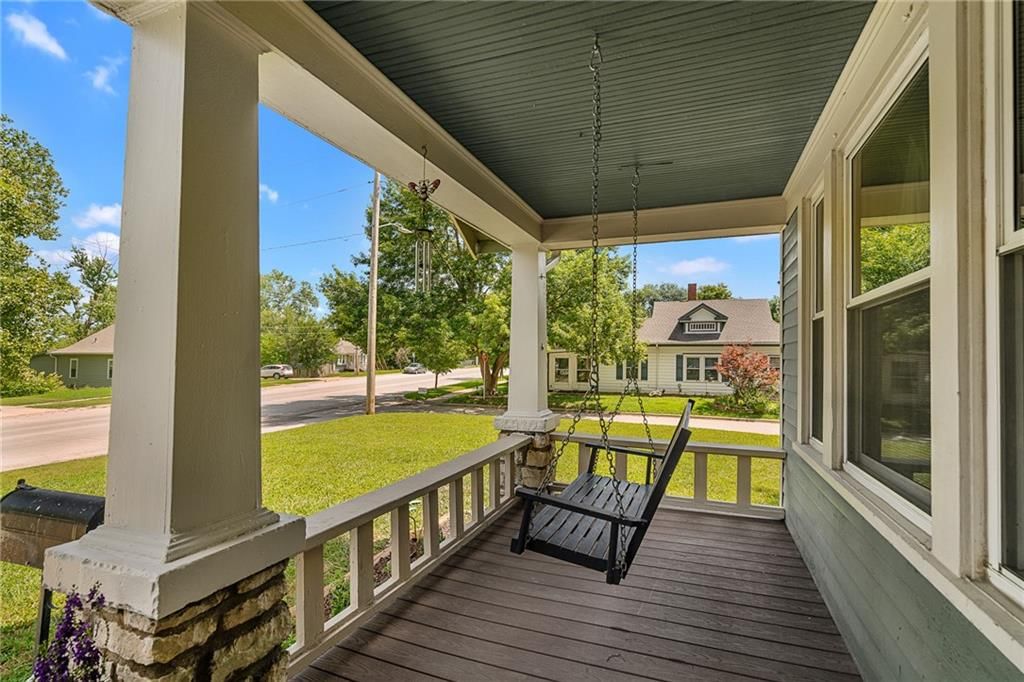426 N Nettleton Avenue — photo 3