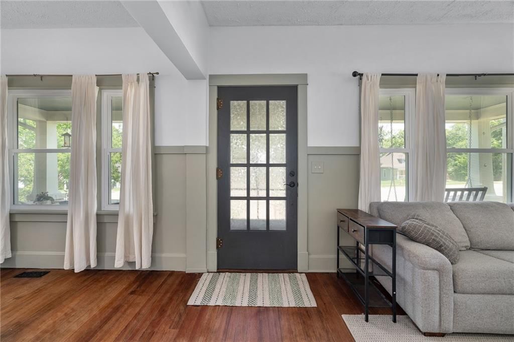 426 N Nettleton Avenue — photo 5