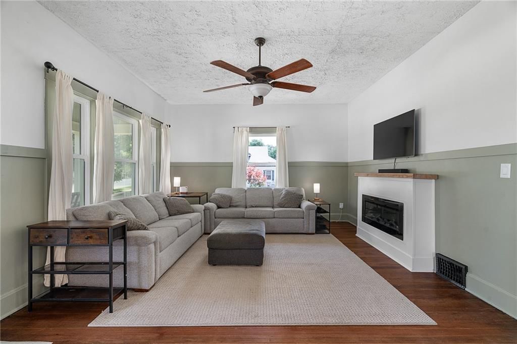 426 N Nettleton Avenue — photo 6