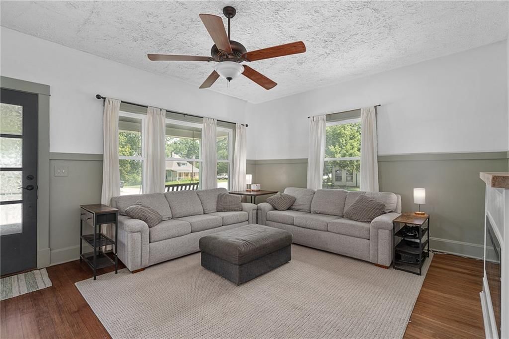426 N Nettleton Avenue — photo 7