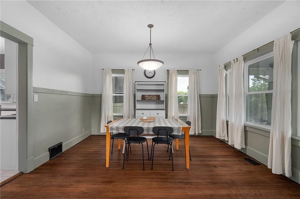 426 N Nettleton Avenue — photo 11