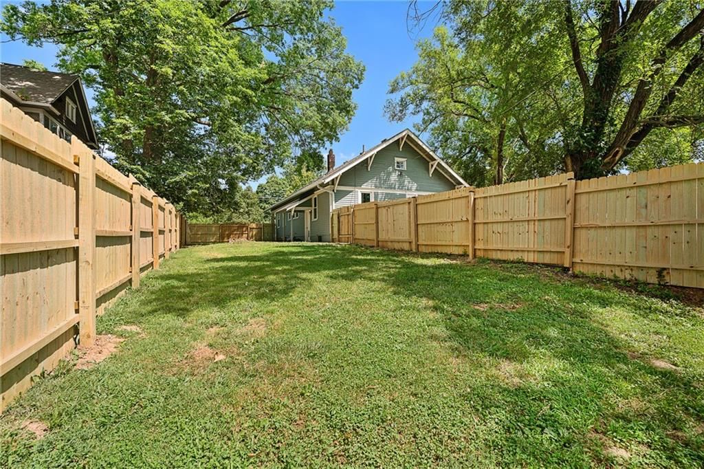 426 N Nettleton Avenue — photo 40