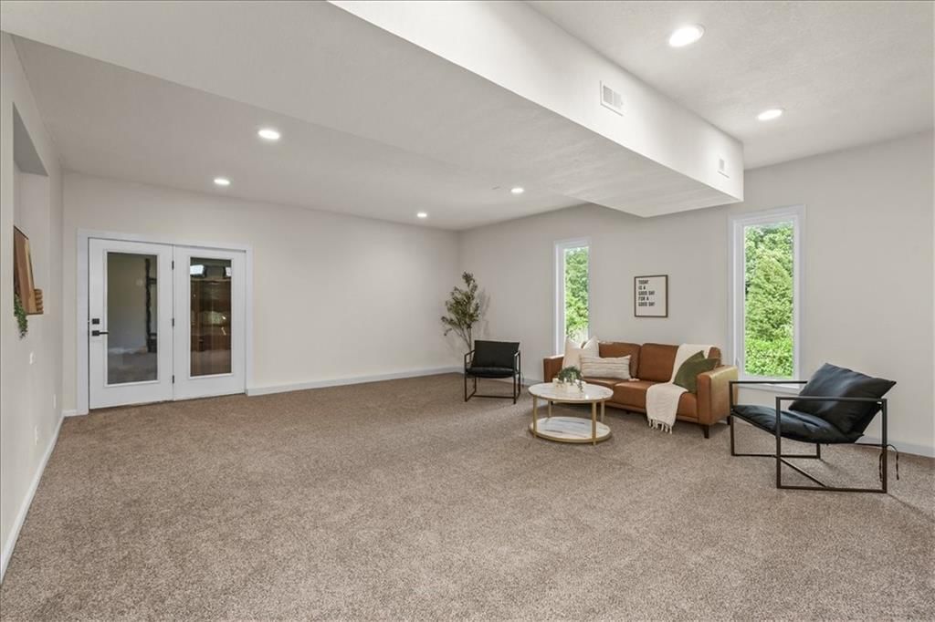 5318 S STILLHOUSE Road — photo 18