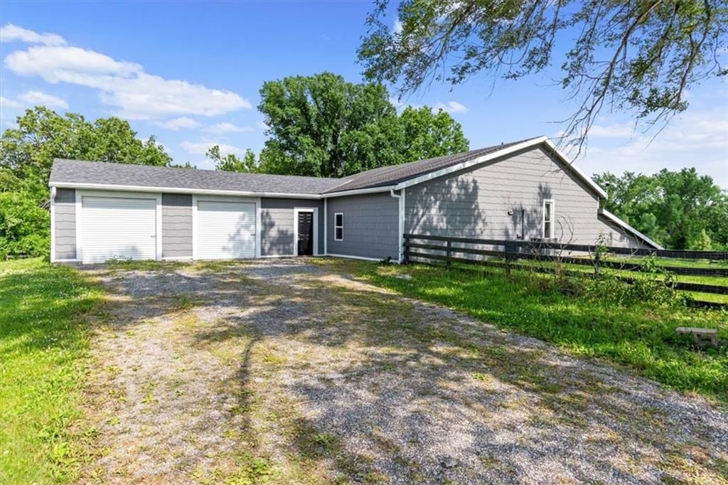 5318 S STILLHOUSE Road — photo 33