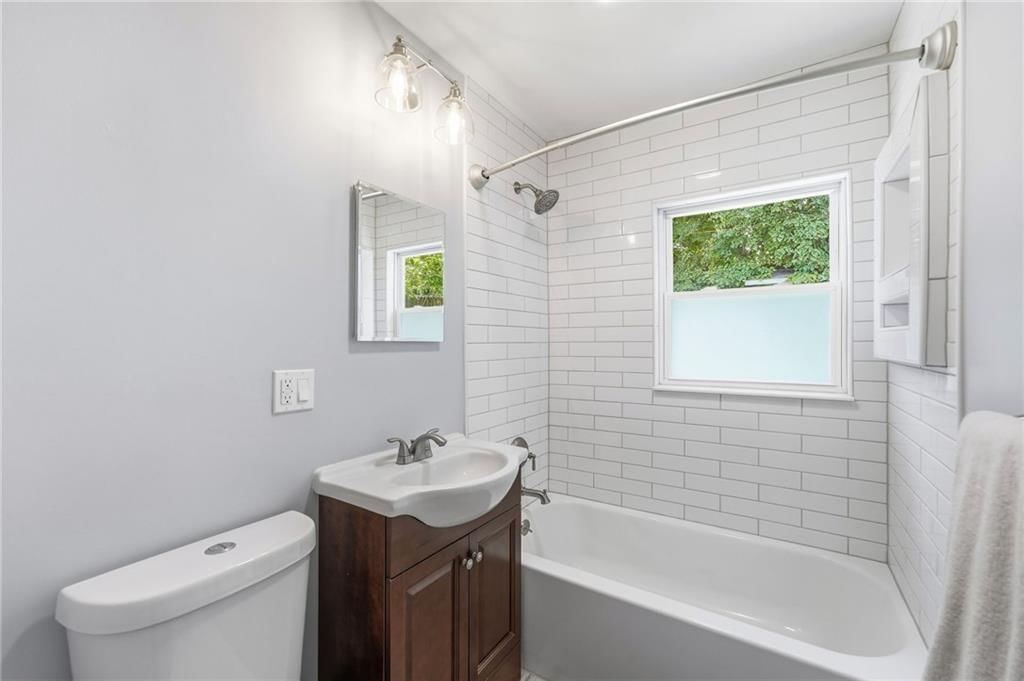 905 N 80th Terrace — photo 15