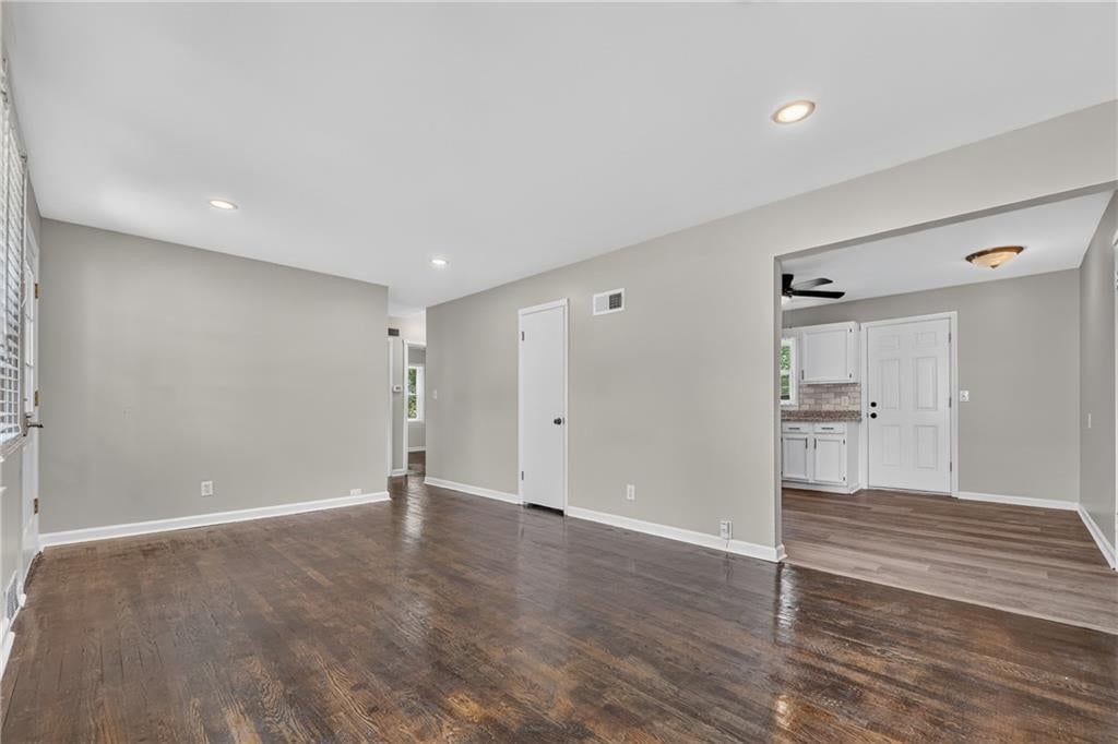9108 Central Street — photo 3