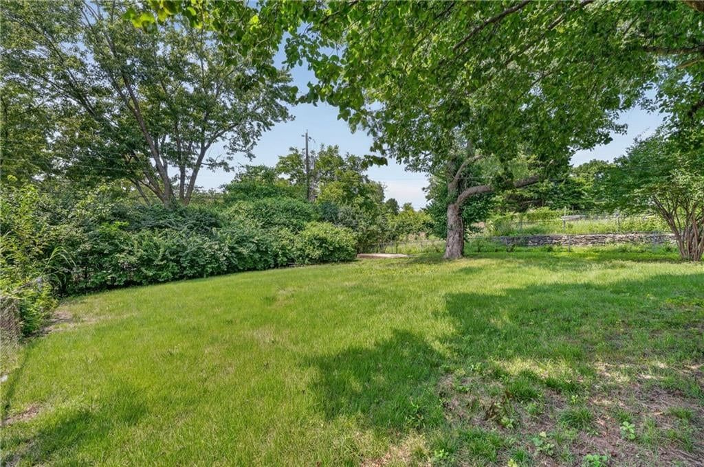 9108 Central Street — photo 14