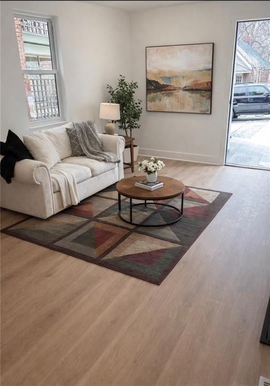 2019 Summit Street — photo 11
