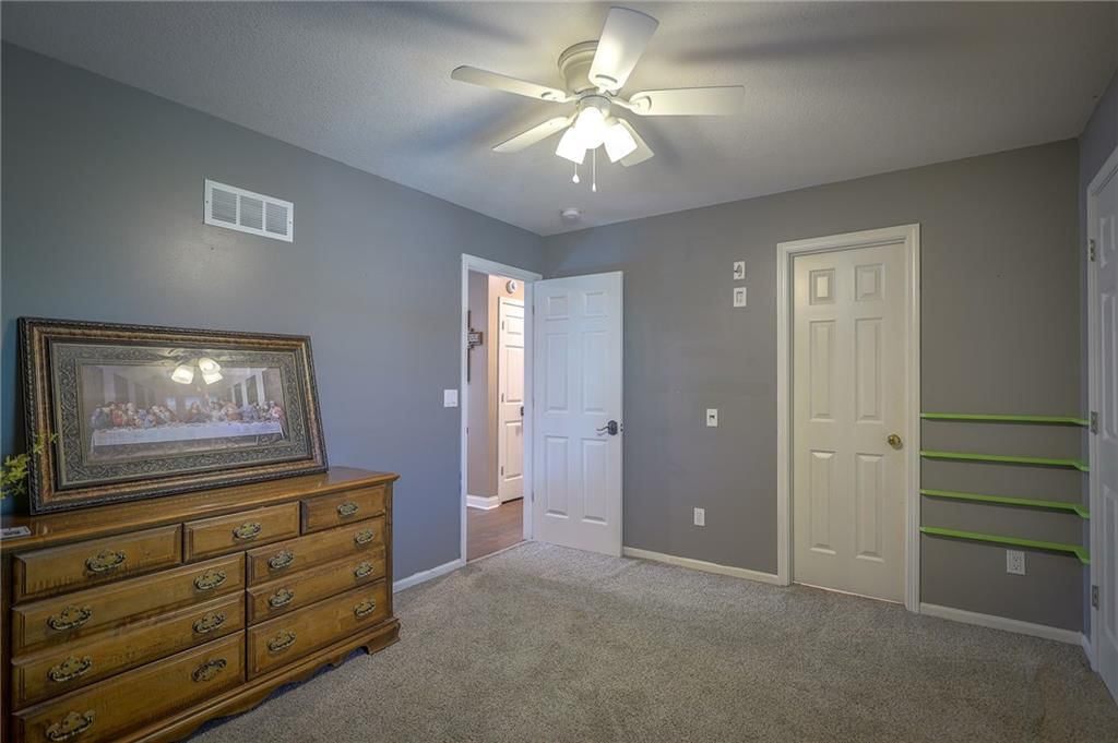 1437 Coventry Lane — photo 16