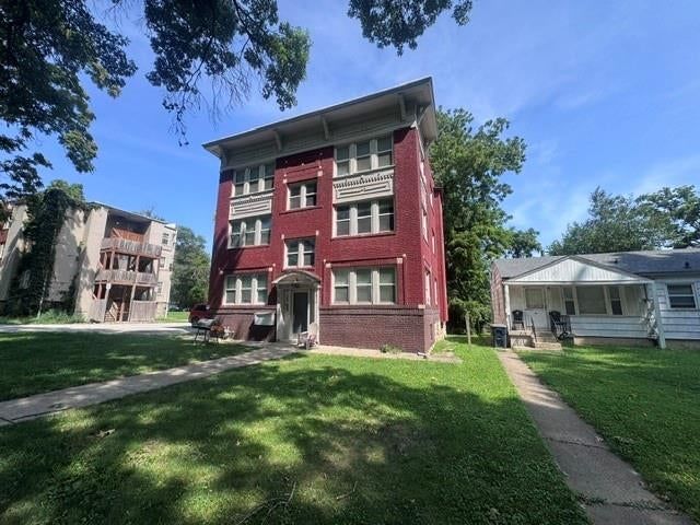 2912 LOCKRIDGE Street — photo 1