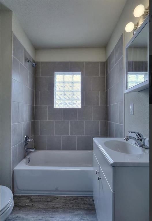 2912 LOCKRIDGE Street — photo 3