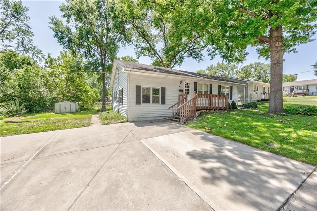 412 W Insley Avenue — photo 2