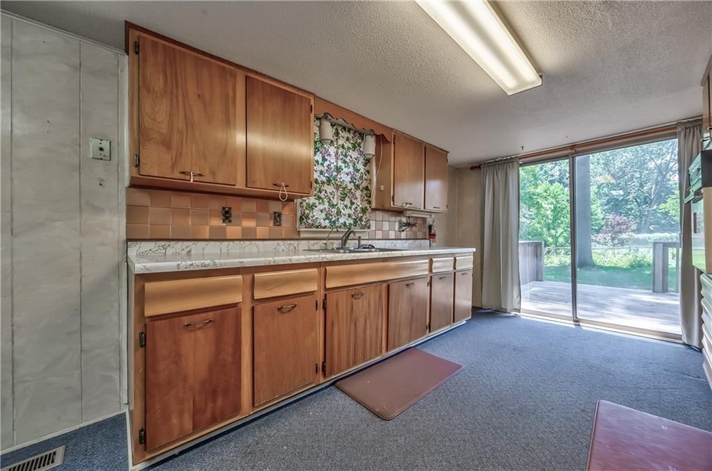 412 W Insley Avenue — photo 13