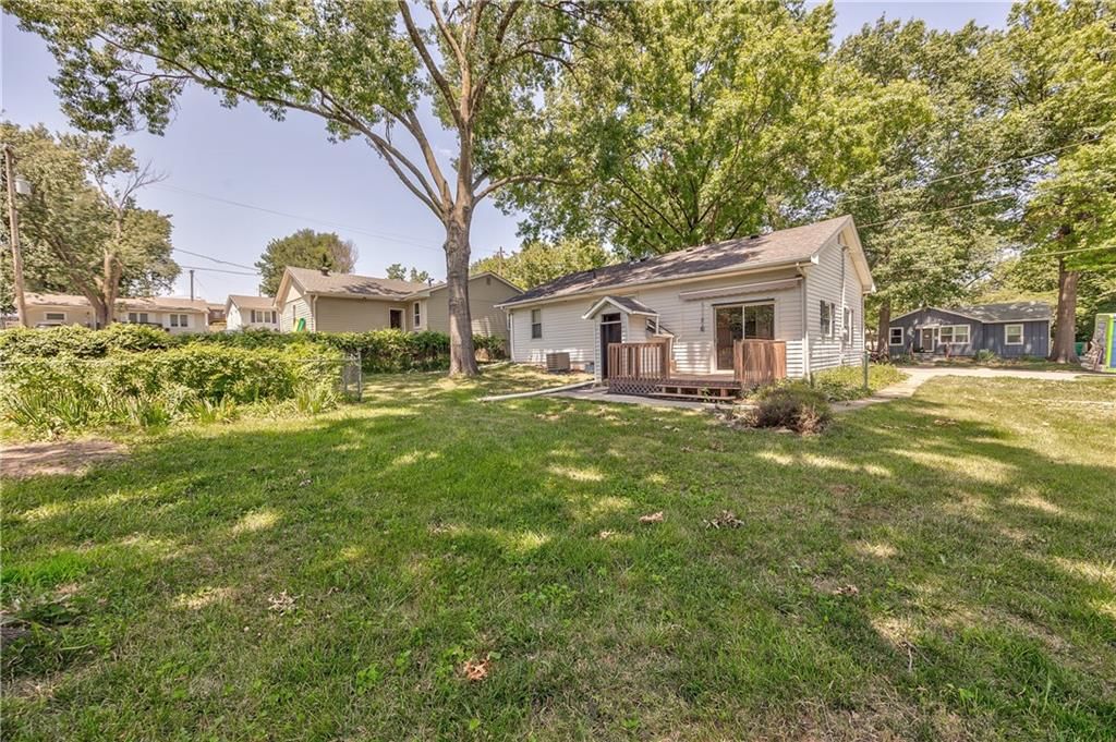 412 W Insley Avenue — photo 21