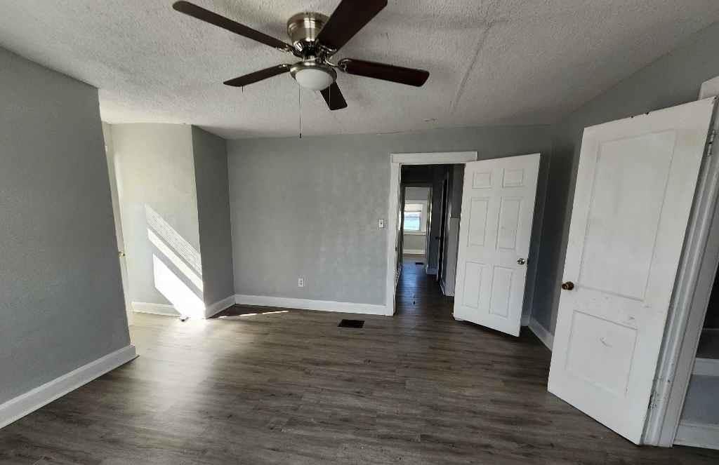 3306 Indiana Avenue — photo 7