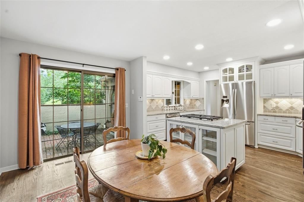 7930 Bristol Court — photo 10