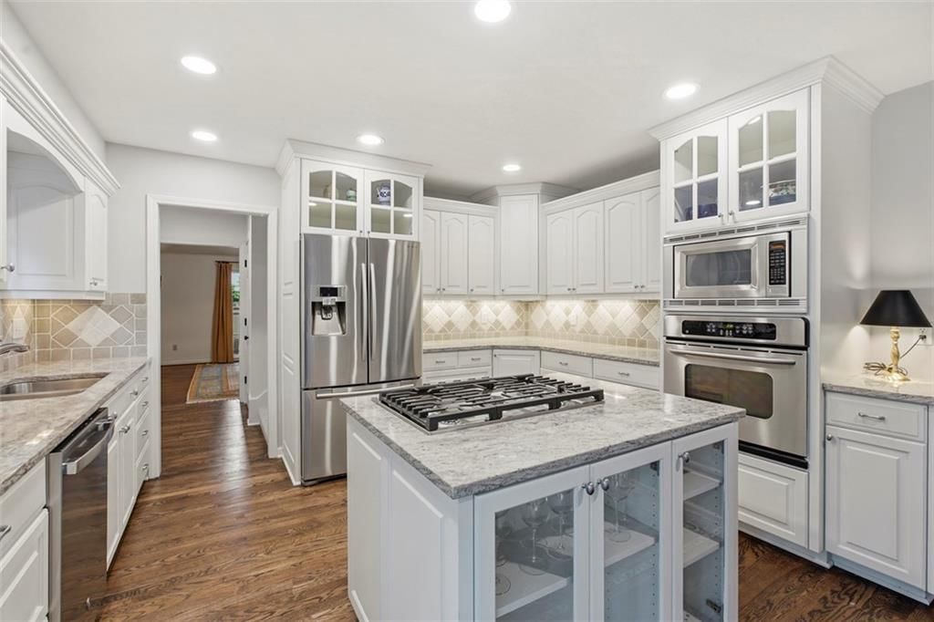 7930 Bristol Court — photo 13