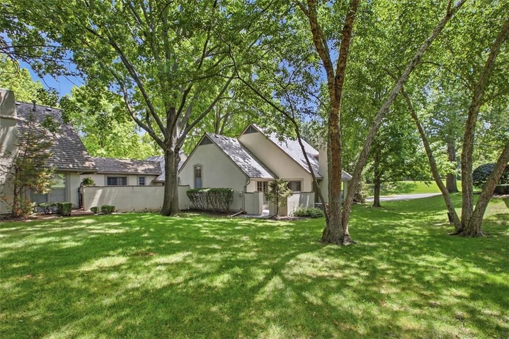 7930 Bristol Court — photo 37