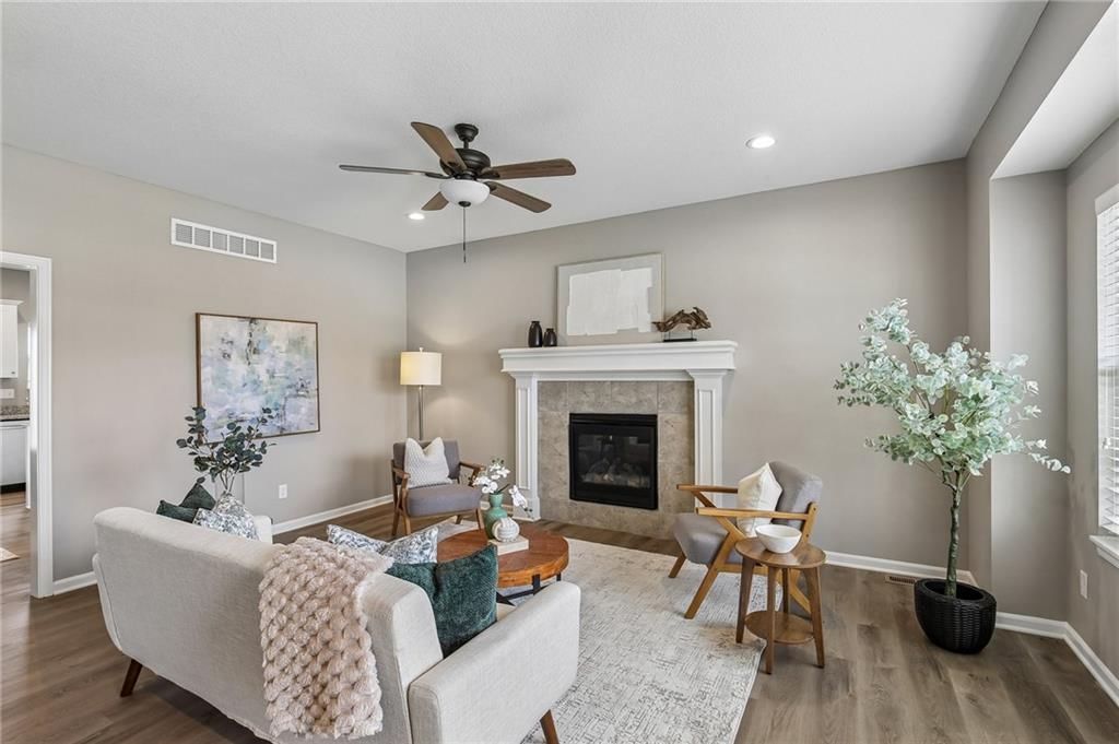 1801 NW Hilltop Court — photo 4