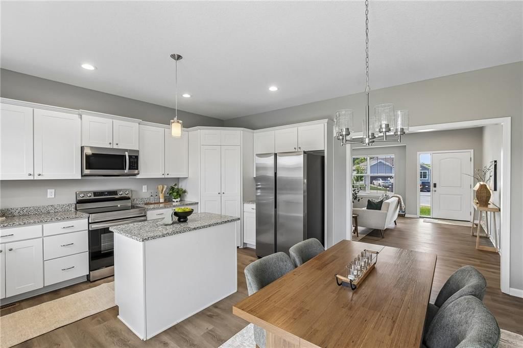 1801 NW Hilltop Court — photo 9