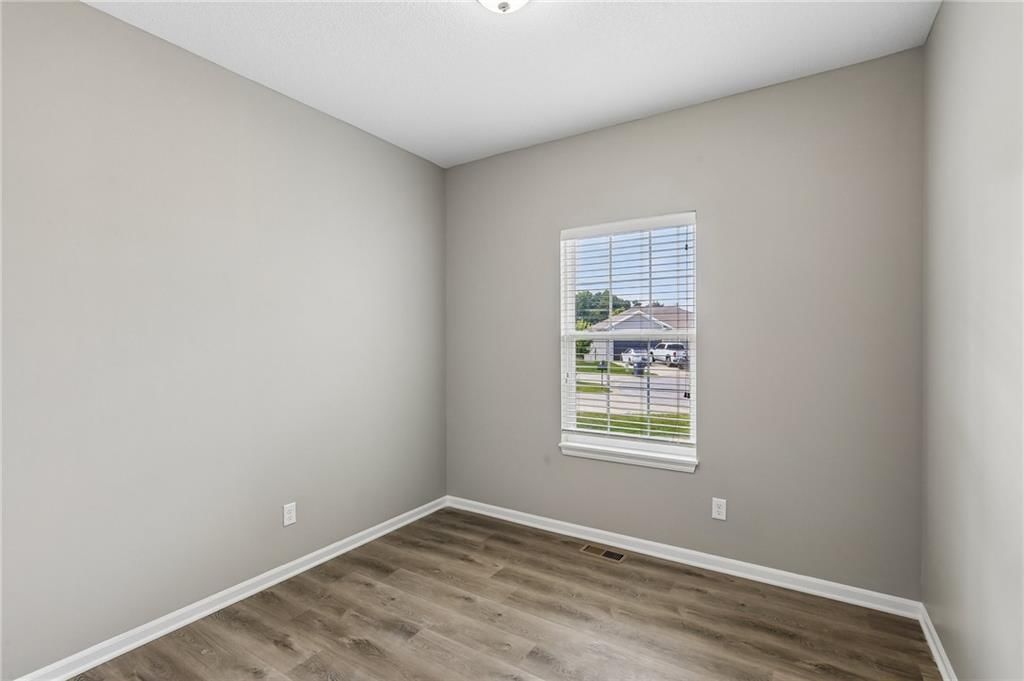 1801 NW Hilltop Court — photo 15
