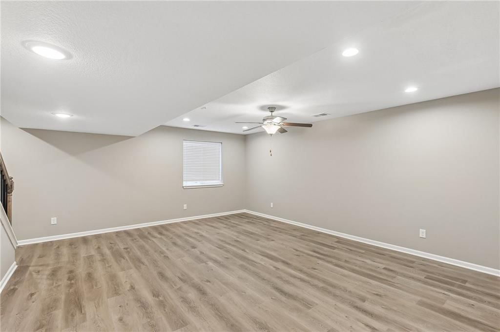 1801 NW Hilltop Court — photo 27