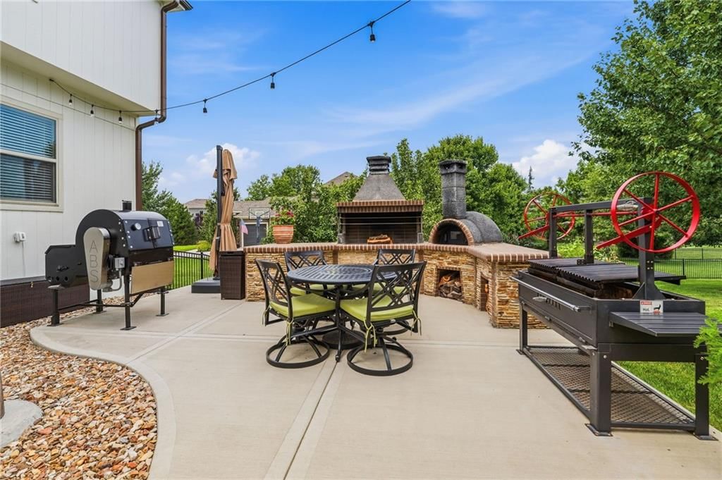 15309 Barton Street — photo 12