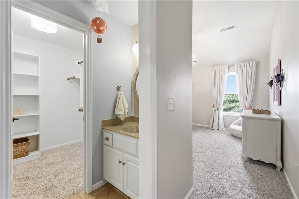 15309 Barton Street — photo 41