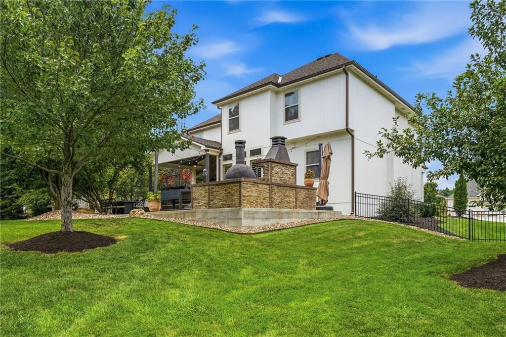 15309 Barton Street — photo 76