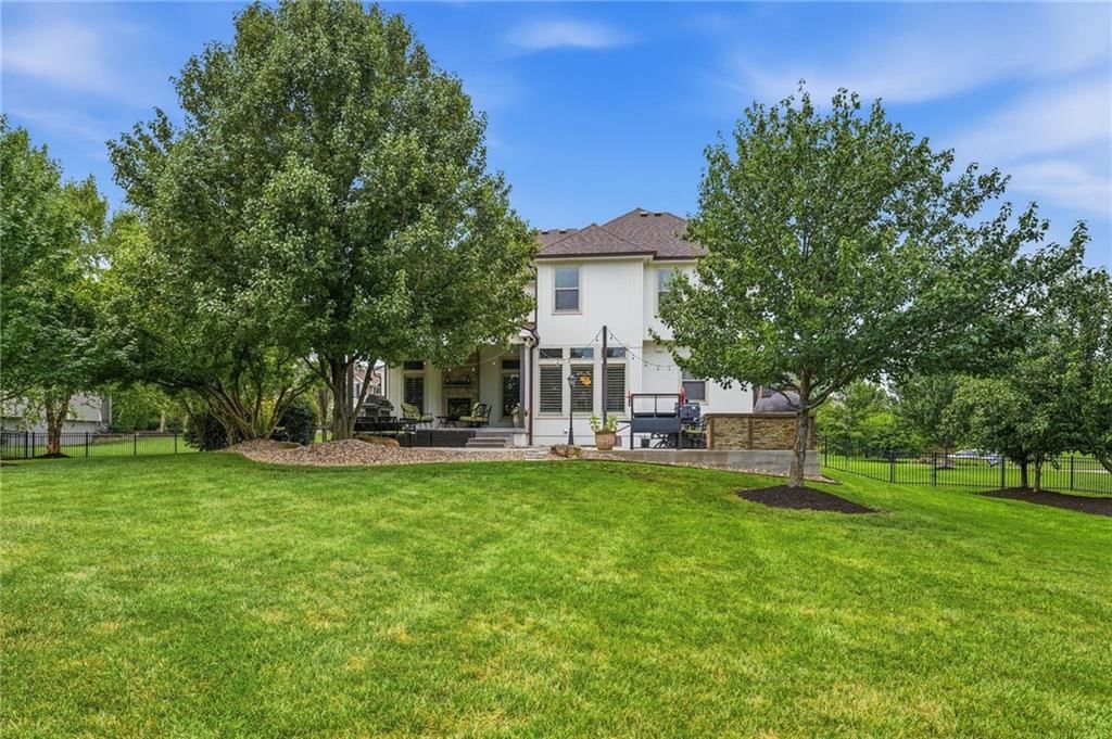 15309 Barton Street — photo 77